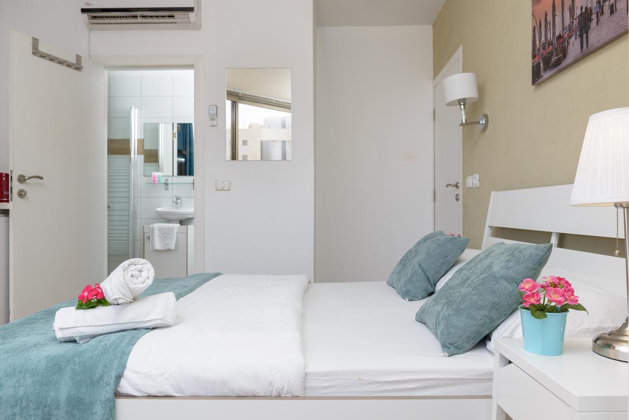 Studio & Apartments On The Beach By Aspentlv Tel Aviv Eksteriør bilde