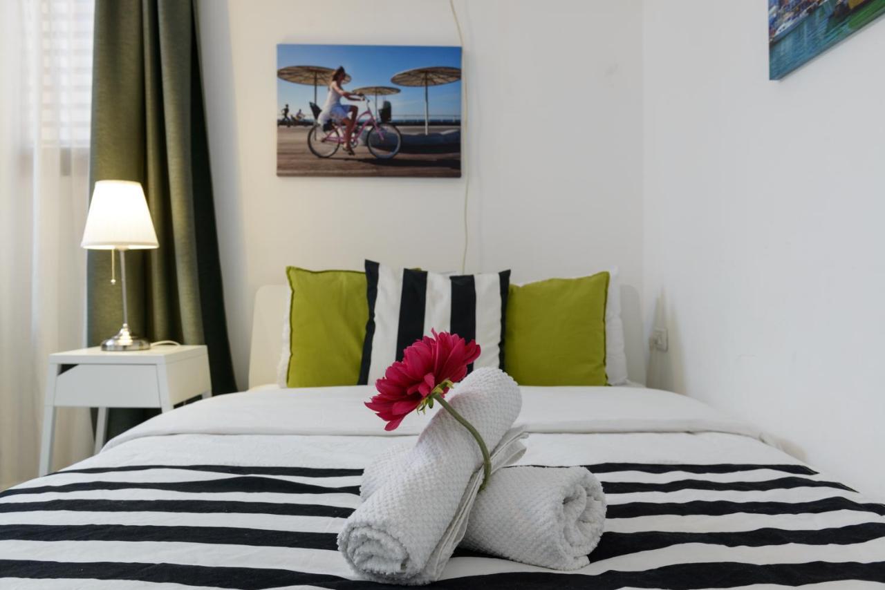 Studio & Apartments On The Beach By Aspentlv Tel Aviv Eksteriør bilde