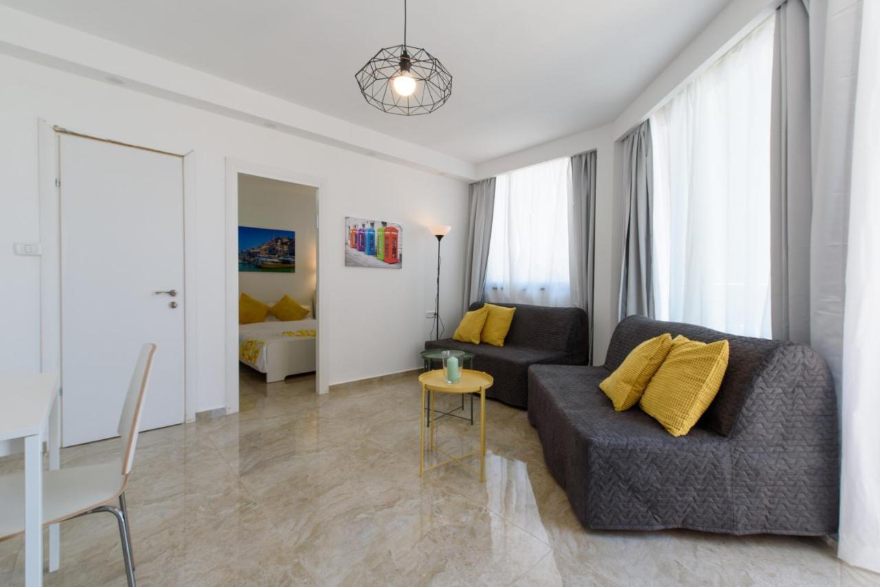 Studio & Apartments On The Beach By Aspentlv Tel Aviv Eksteriør bilde